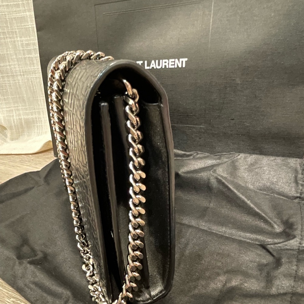 Saint Laurent Black Crocodile Pattern Crossbody Chain Wallet - Picture 5 of 10